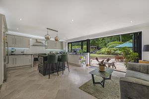 Photo 46- click for photo gallery